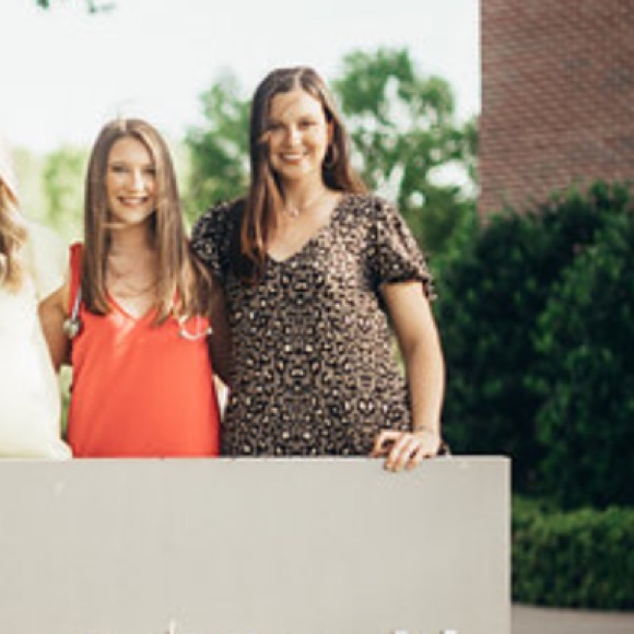 Leopard v neck swing dress - Picture 2 of 3